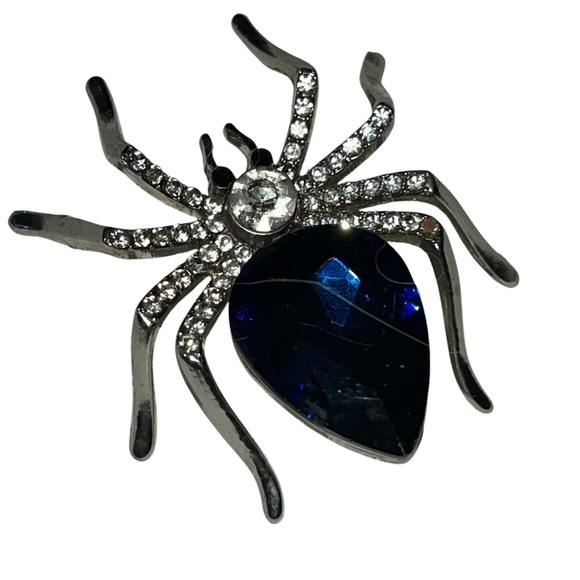 Vintage Rhinestone Spider Silver Tone - Picture 2 of 7